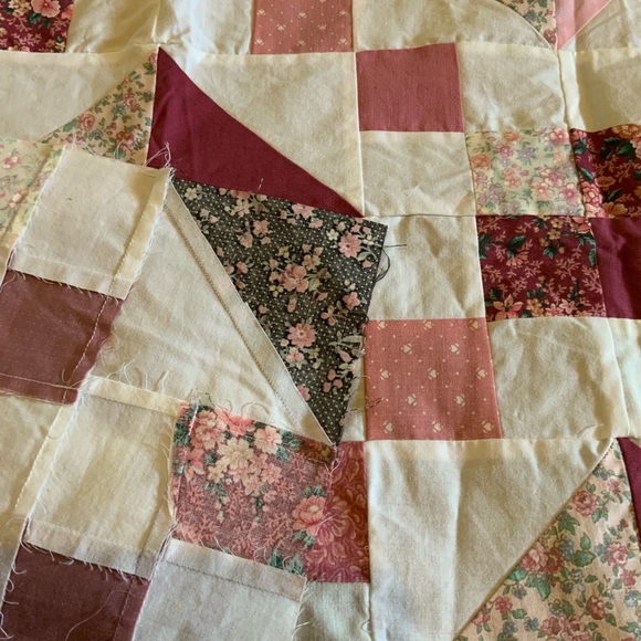 Handmade quilt top - Picture 4 of 4